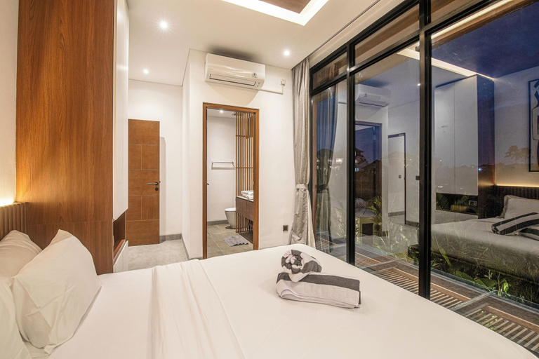 Others 4, Magnificent 5BR Retreat Near Finns Beach Canggu, Badung
