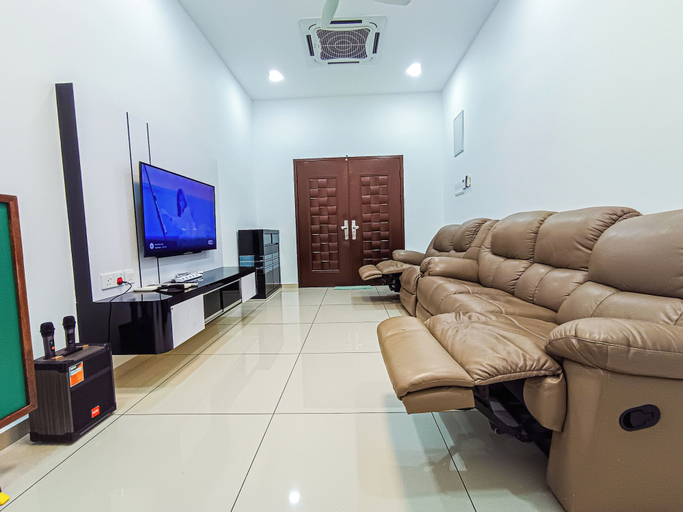 Others 2, Modern Home Event Pool at Melaka by HCK, Malacca City