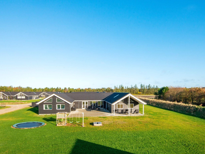 Others, Holiday Home in Nørre Nebel, Varde