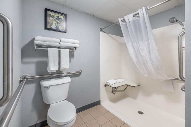Bathroom 4, AmericInn by Wyndham Stillwater, Washington