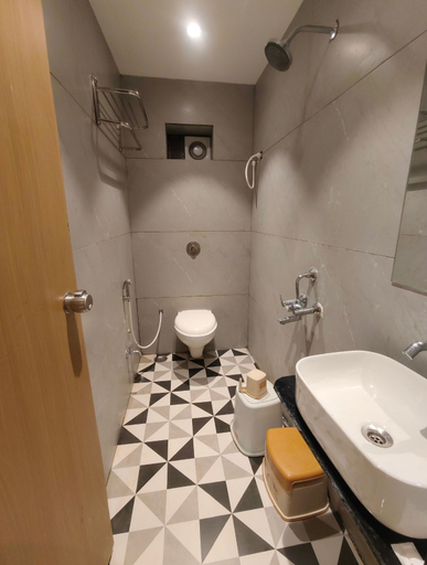 Bathroom 3, Kiara Eshosans Palace, Ahmadnagar