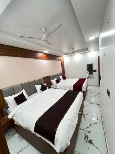 Others 2, Hotel Knight Palace, Agra