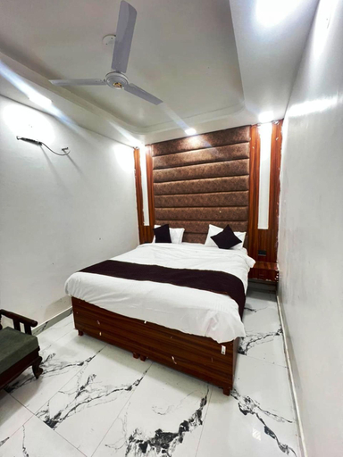 Others 3, Hotel Knight Palace, Agra