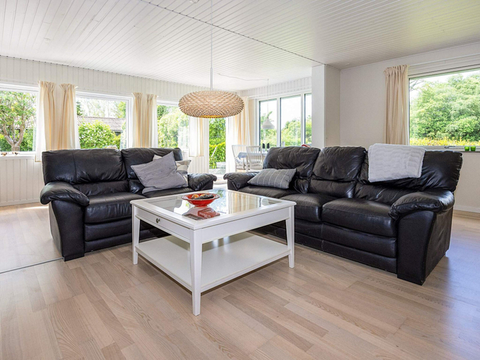 Others 4, 5 Person Holiday Home in Hals, Aalborg