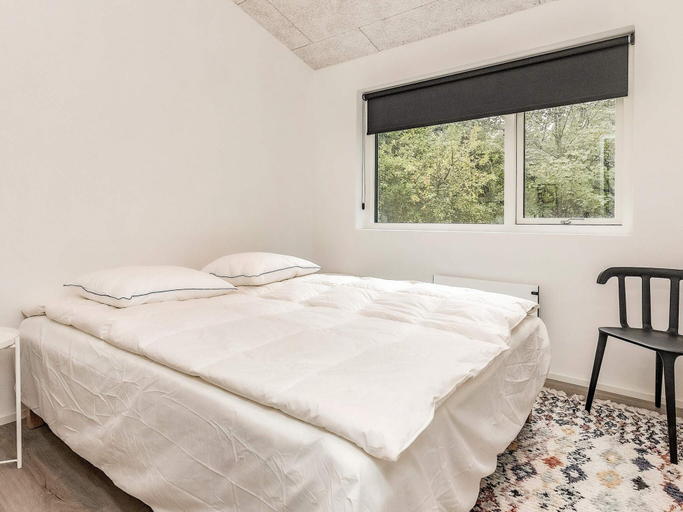 Bedroom 2, 5 Star Holiday Home in Hjorring, Hjørring