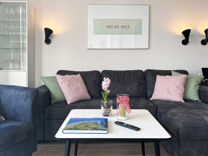 Others 3, 5 Star Holiday Home in Wendtorf, Plön