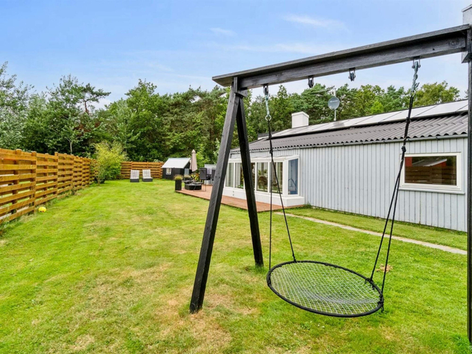 Others 2, 5 Star Holiday Home in Nexo, Bornholm