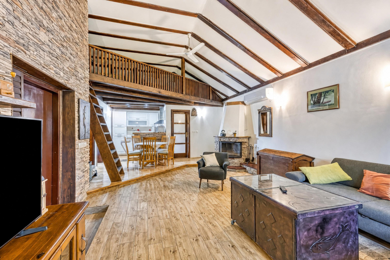 Others 5, Secluded Pool House Kupa /w Sauna & Jacuzzi, Karlovac