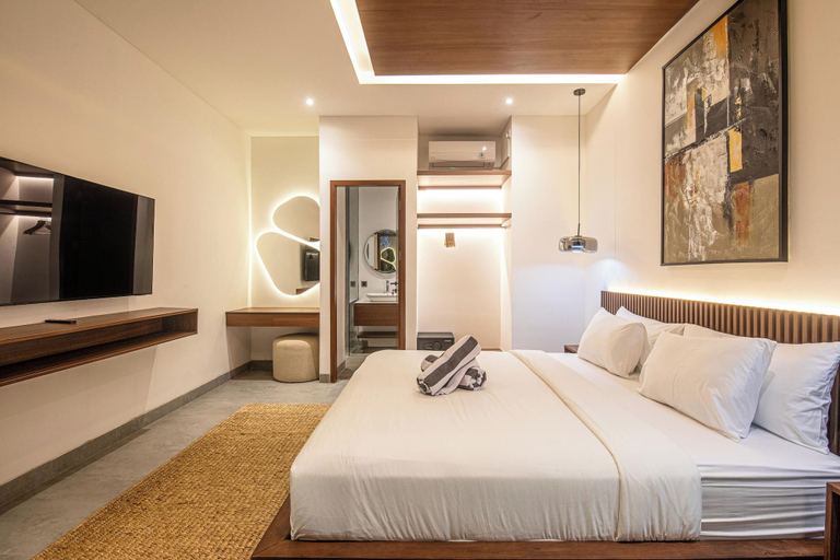 Others 5, Magnificent 5BR Retreat Near Finns Beach Canggu, Badung