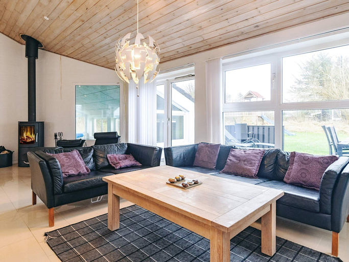 Others 4, 5 Star Holiday Home in Hjorring, Hjørring