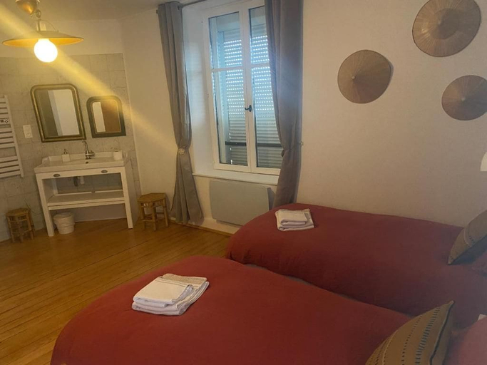 Bedroom 1, CHATEAU DE MONTHUREUX, Vosges