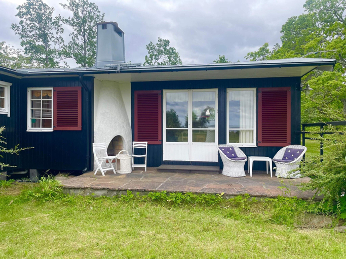 Others 4, 6 Person Holiday Home in Byxelkrok, Borgholm
