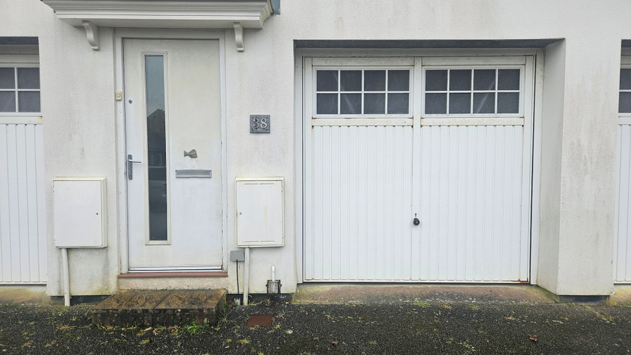 Others 3, House Sleeps 4 With Parking, Cornwall