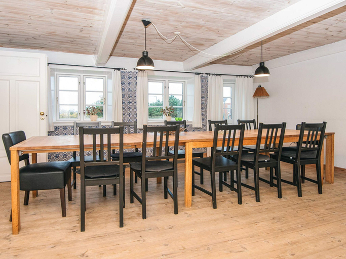 Others 4, 4 Star Holiday Home in Hojer, Tønder
