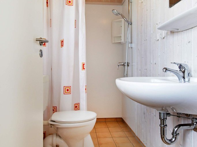 Bathroom 3, Holiday Home in Otterndorf, Cuxhaven