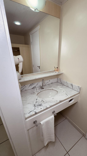 Bathroom 4, Nobile Hotel Belem, Belém