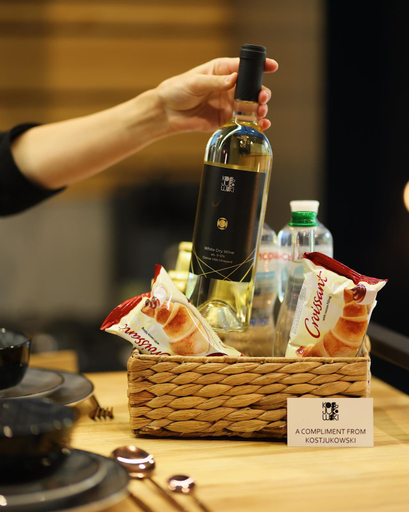 Food & Drinks 5, Kostjukowski brand-new apart-hotel, L'vivs'ka