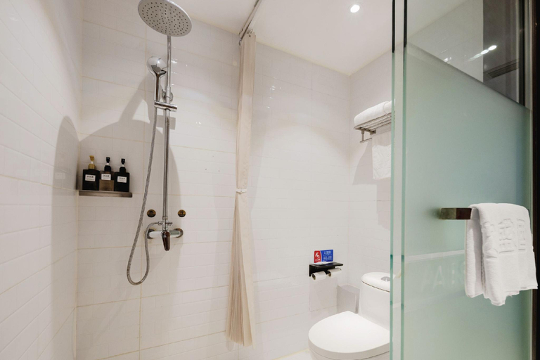 Bathroom 3, Aisheng Hotel (Yantai University Branch), Yantai