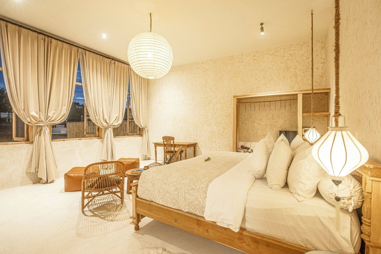 Others 3, Stylish 3BR Villa Uluwatu Enclosed Living & AC, Badung