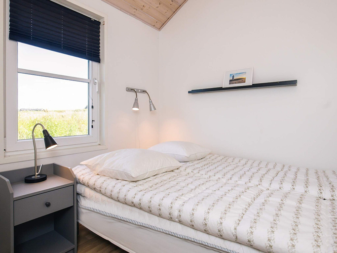 Bedroom 3, 5 Star Holiday Home in Lokken, Hjørring