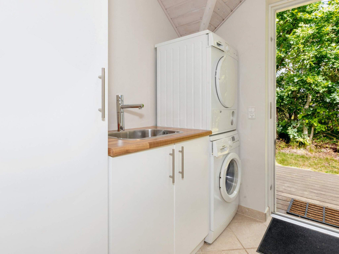 Others 5, 5 Star Holiday Home in Hadsund, Mariagerfjord