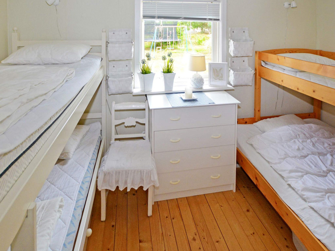 Others 5, 7 Person Holiday Home in Mellbystrand, Laholm