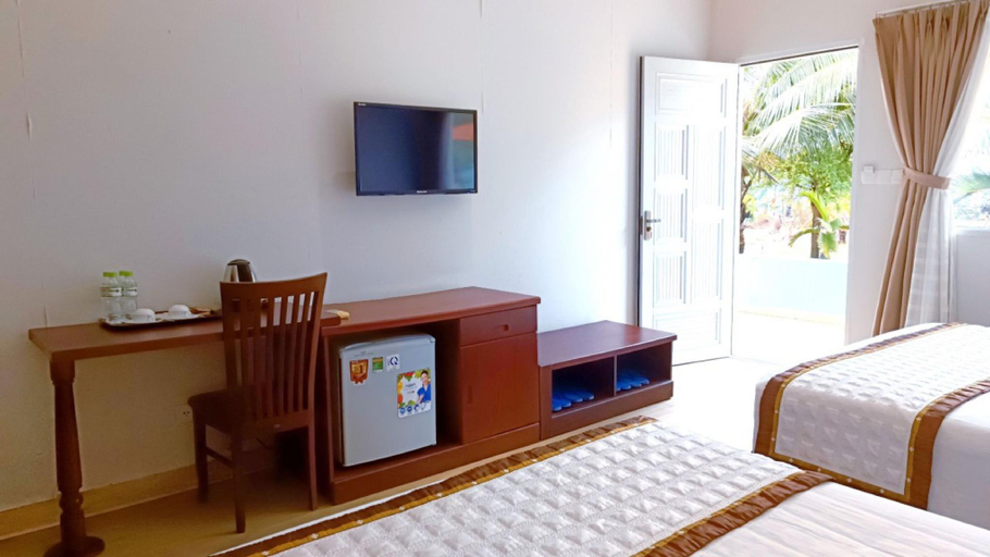 Bedroom, Maxivic Beach Resort, Phan Thiết