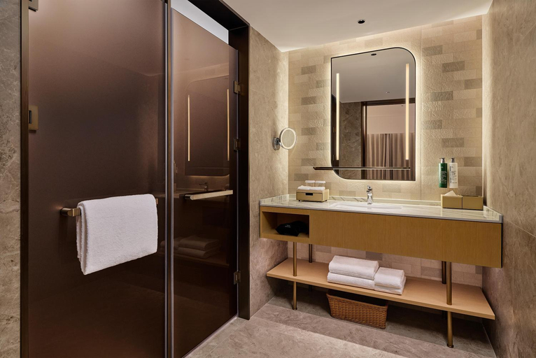 Bathroom 3, Hilton Garden Inn Shenzhen Dameisha, Shenzhen