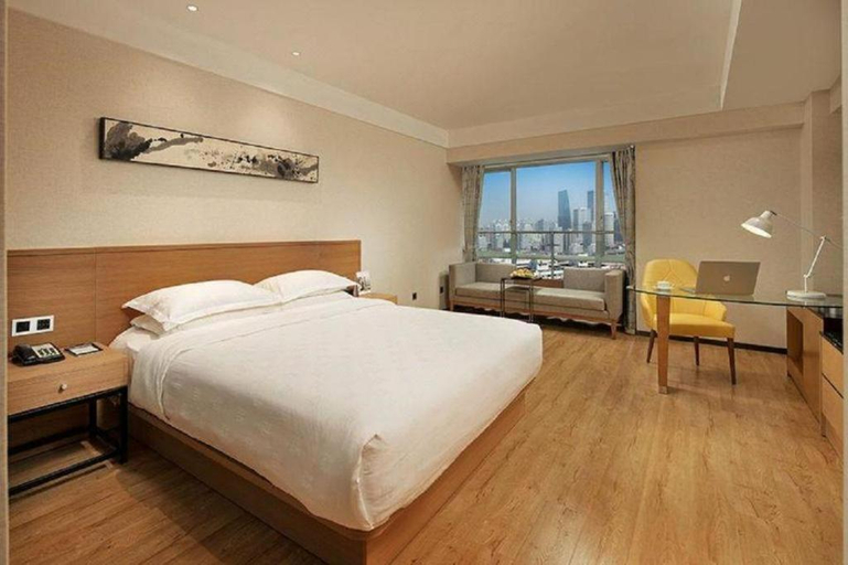 Bedroom 2, Kingtown Hotel Hongqiao Shanghai, Shanghai