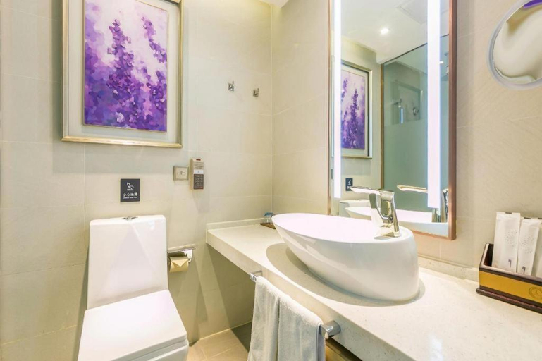 Bathroom 4, Lavande Hotel Beijing Olympic Village bird nest, Beijing