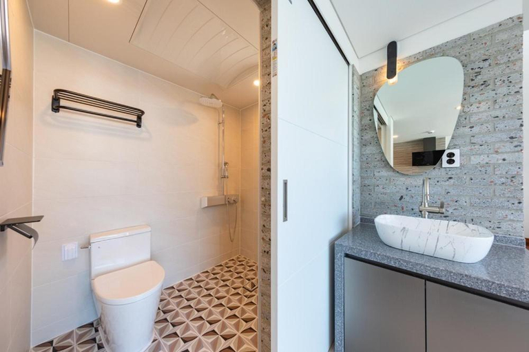Bathroom 3, Donghae 828 ocean view Spa Pension, Donghae