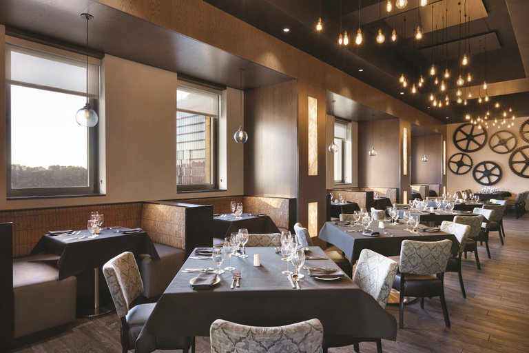 Food & Drinks 5, Embassy Suites By Hilton Pittsburgh Downtown, Allegheny
