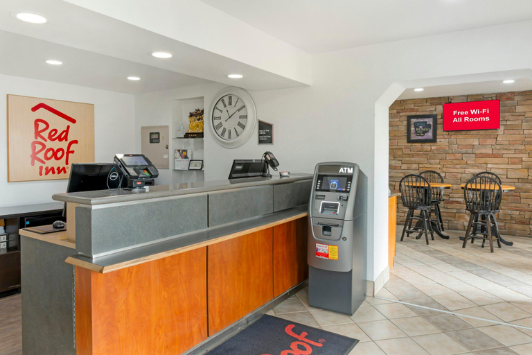Public Area 2, Red Roof Inn Bowling Green, Warren