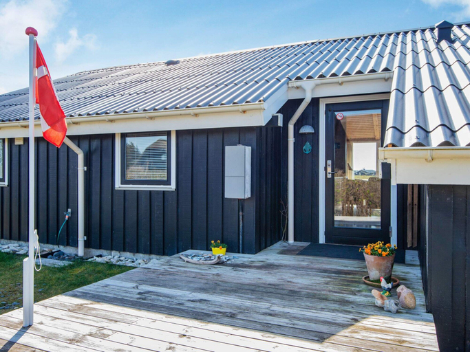 Others 4, 9 Person Holiday Home in Harboore, Lemvig