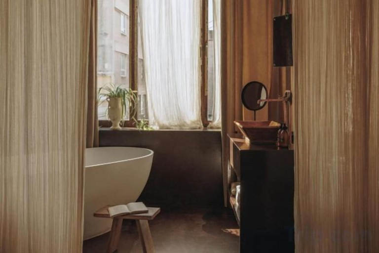 Bathroom 5, Mona Athens, Attica