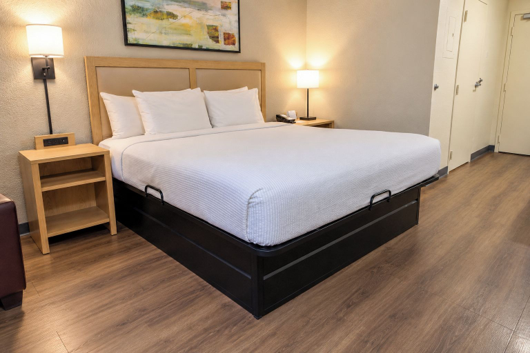 Bedroom 3, Extended Stay America Suites Houston Med Ctr Greenway Plaza, Houston