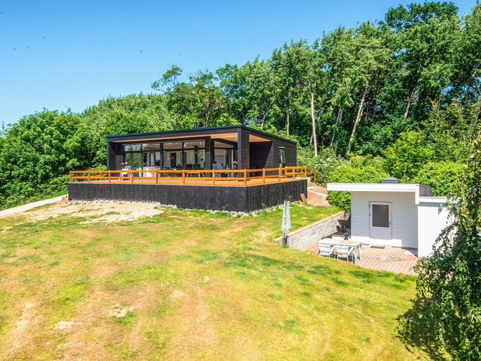 Others 3, 5 Star Holiday Home in Hejls, Kolding