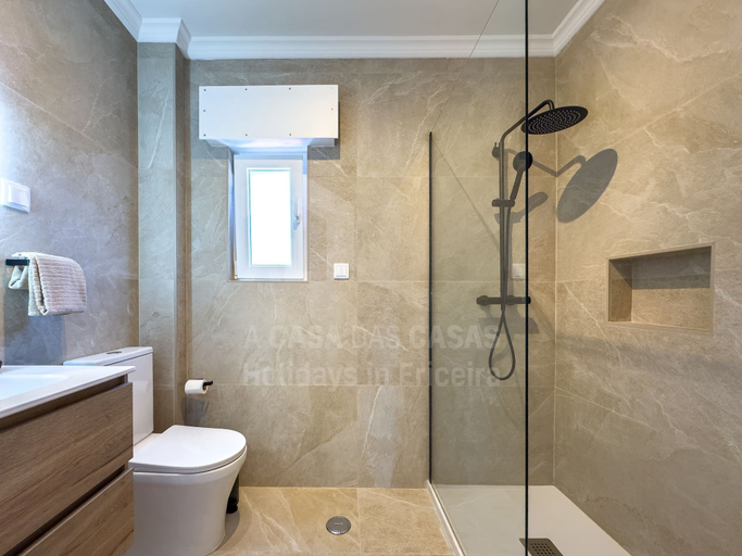 Others 4, Barbosa s House by Acasadascasas, Mafra