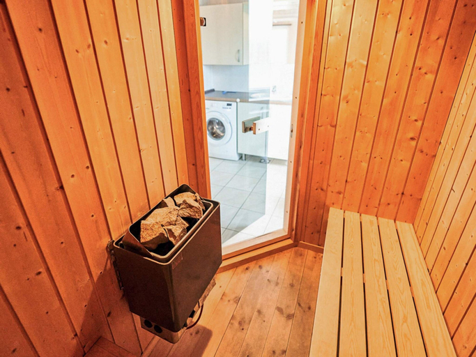 Others 2, 4 Star Holiday Home in Friedrichskoog, Dithmarschen