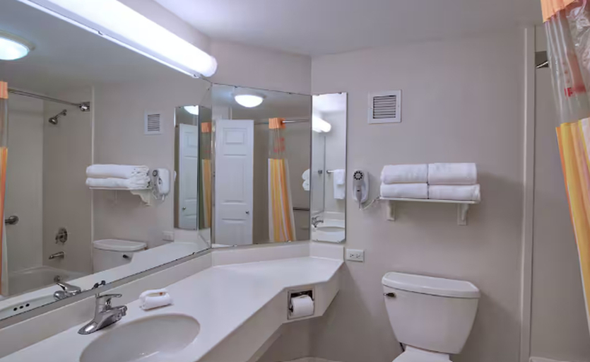 Bathroom 4, Country Inn & Suites by Radisson Houston Northwest, Houston