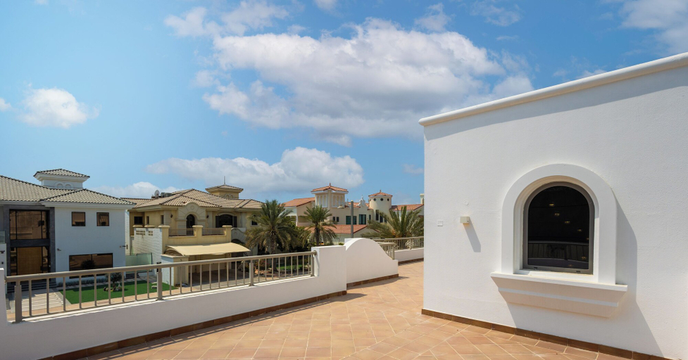 Others 3, LUX The Ocean Pearl Villa 3, Dubai