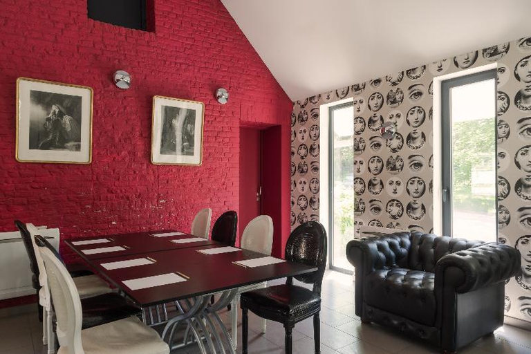Others 4, La Ferme Blanche, The Originals Relais, Nord