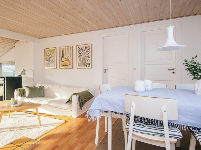 Bedroom 2, 6 Person Holiday Home in Juelsminde, Hedensted