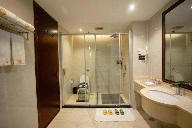 Bathroom 4, Liuzhou Sanjiang Dongxiang Hotel, Liuzhou
