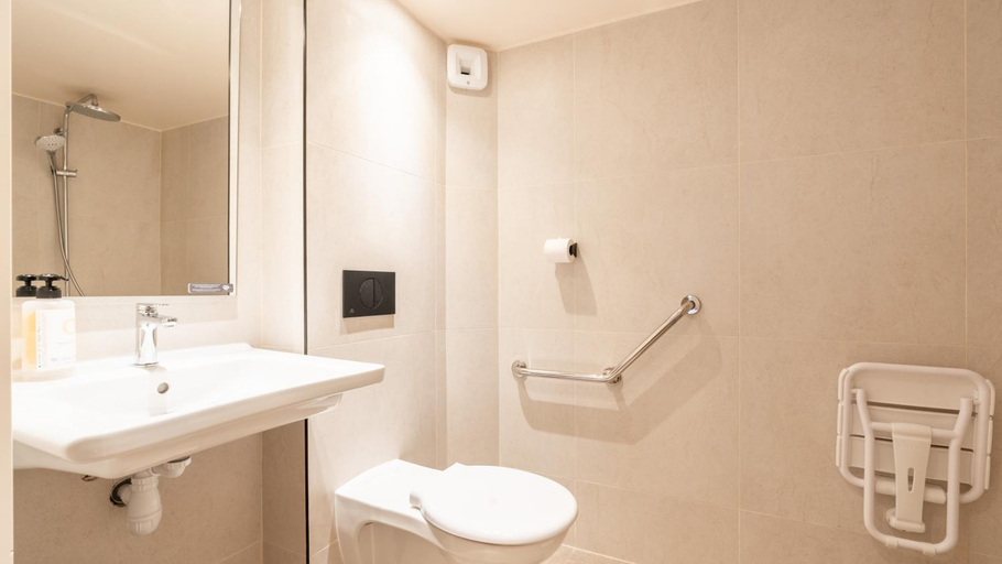 Bathroom 3, Kyriad ECO - Montreuil, Seine-Saint-Denis