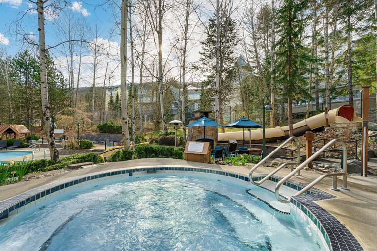 Sport & Beauty 5, Hilton Grand Vacations Club Whistler, Squamish-Lillooet