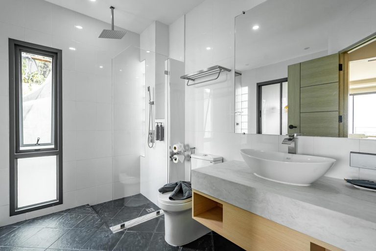 Bathroom 5, Hillside Seaview Residence, Pulau Phuket
