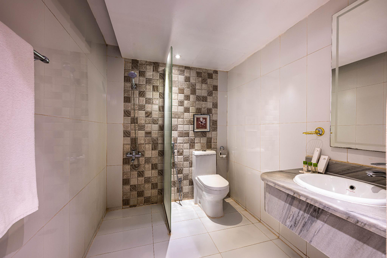 Bathroom, Al Muhaidb Residence Al ASKARY - Economic, Riyadh