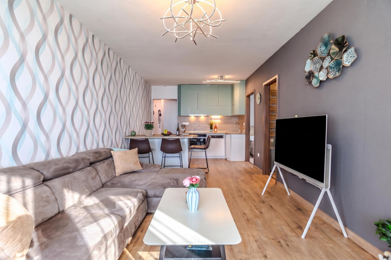 Others 2, Lelle Marine-hanna Pool Apartment, Fonyód