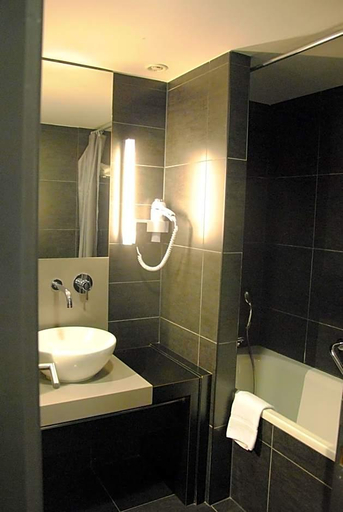 Bathroom 4, B&B HOME Brussels East Woluwe, Bruxelles